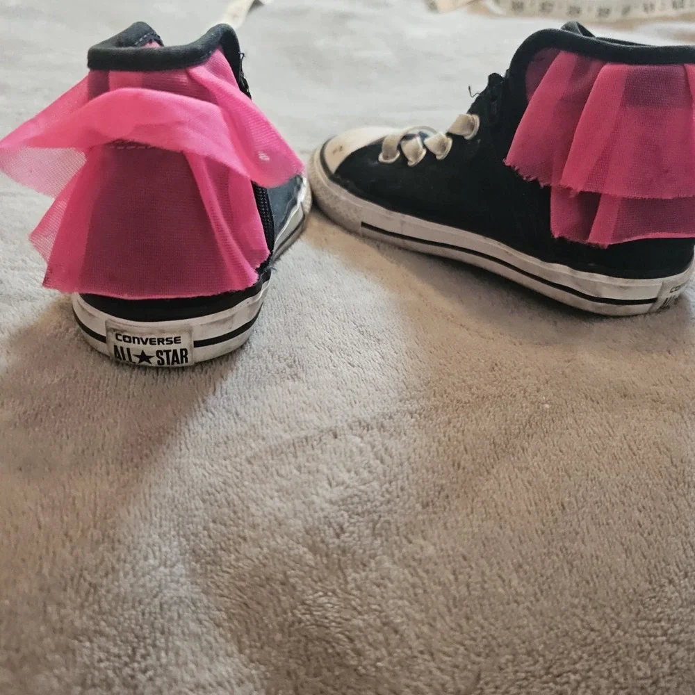 Converse All Stars Hi-Tops Pink Ribbon Ruffle Design Black Infant Size 9